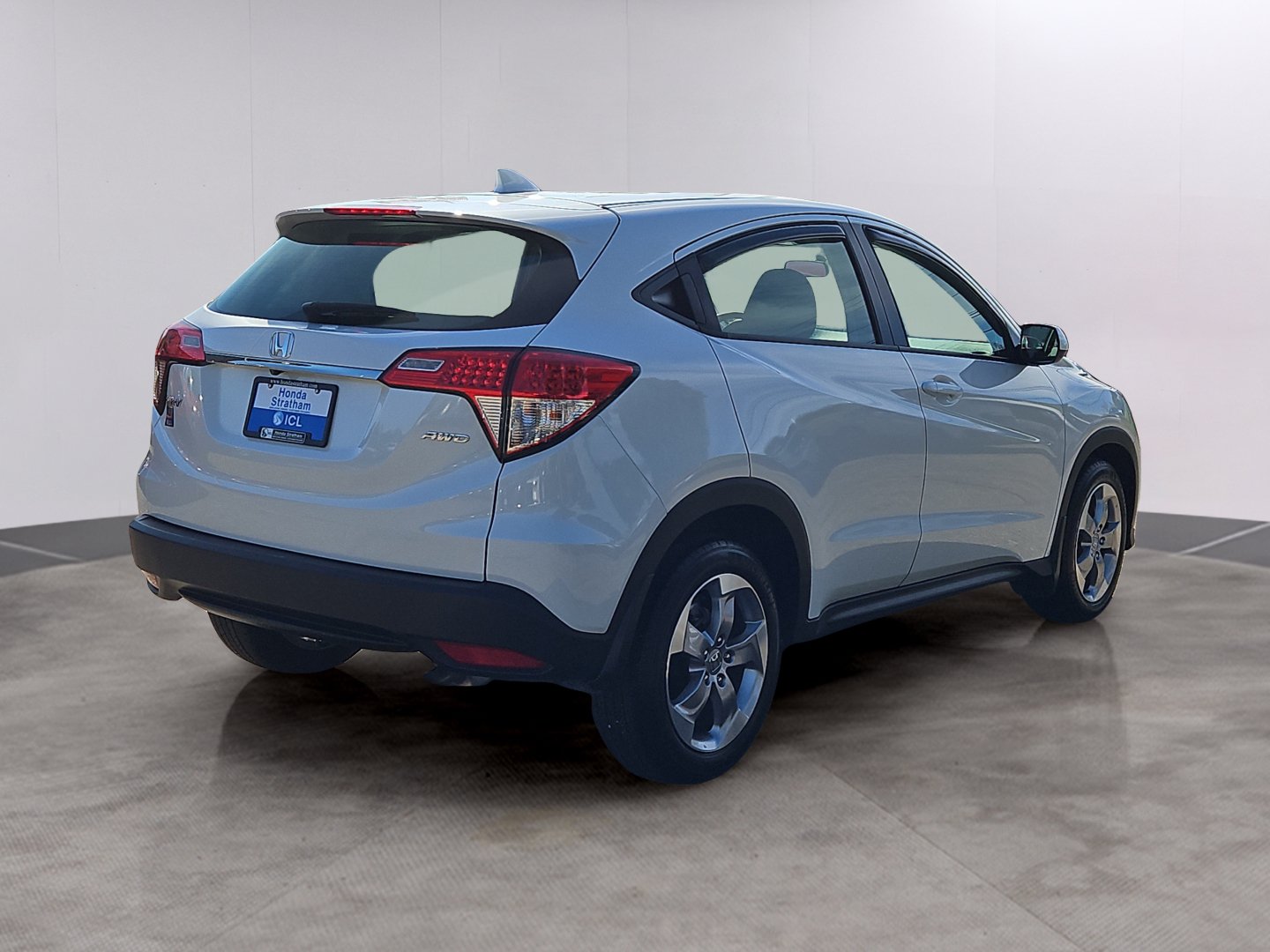 Used 2021 Honda HR-V LX image 2
