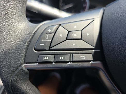 New 2025 Nissan Sentra SV w/ Trunk Package image 10