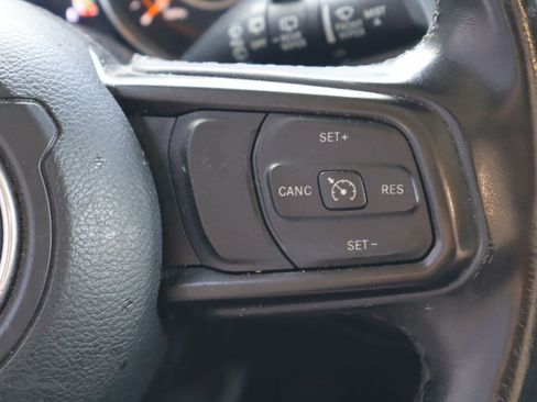 Used 2020 Jeep Wrangler Sport AWD/4WD image 12