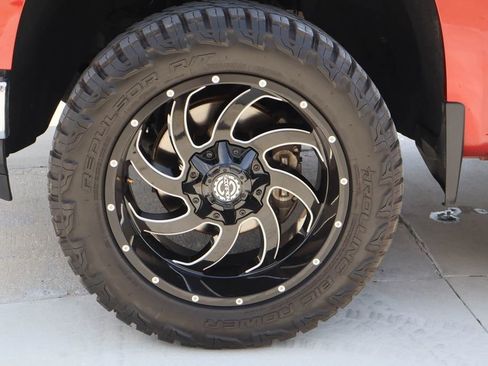 Certified 2020 Chevrolet Silverado 1500 LT w/ All-Star Edition AWD/4WD image 25