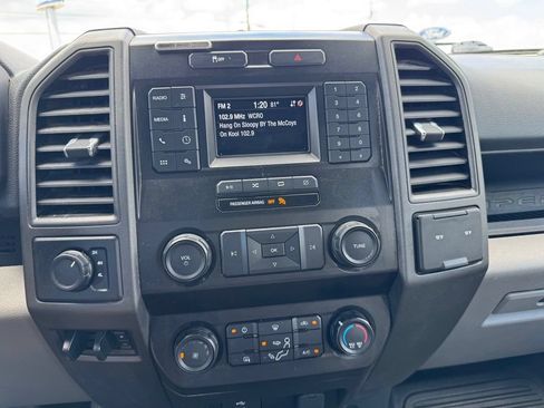 Used 2022 Ford F250 XL w/ STX Appearance Package AWD/4WD image 23