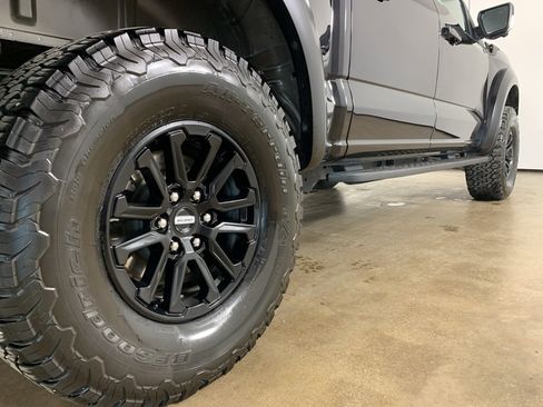 Used 2024 Ford F150 Raptor image 9