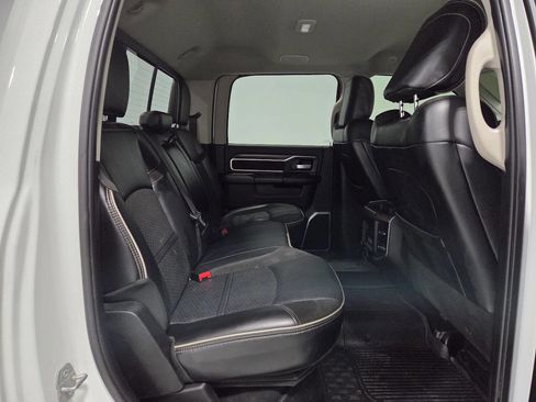 Used 2023 RAM 2500 Laramie AWD/4WD image 15
