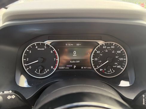 Used 2022 Nissan Rogue SV w/ SV Premium Package FWD image 15