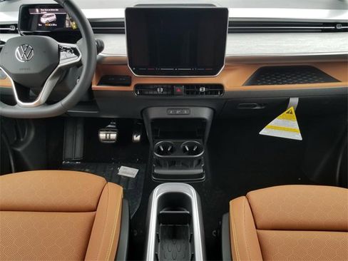 New 2025 Volkswagen ID. Buzz Pro S image 8