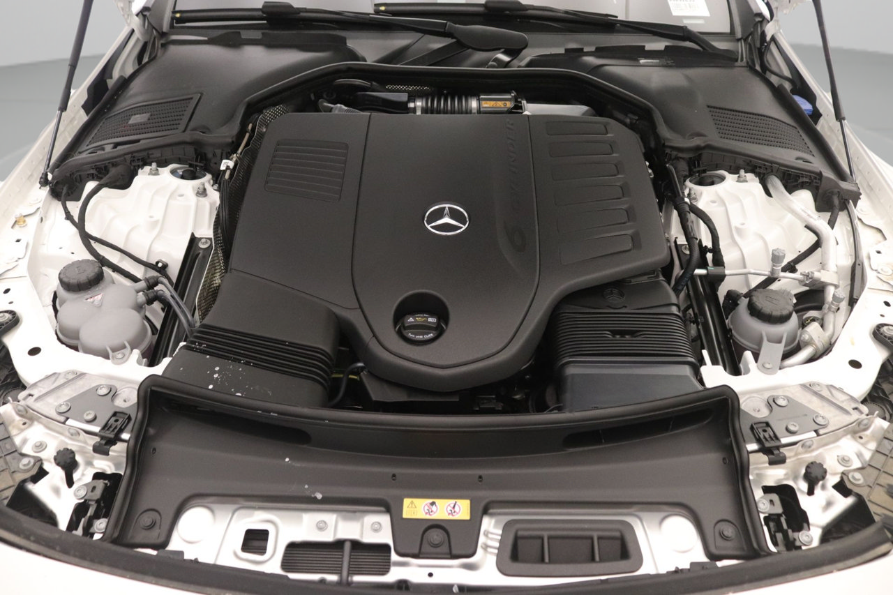 New 2026 Mercedes-Benz CLE 450 4MATIC Coupe image 9