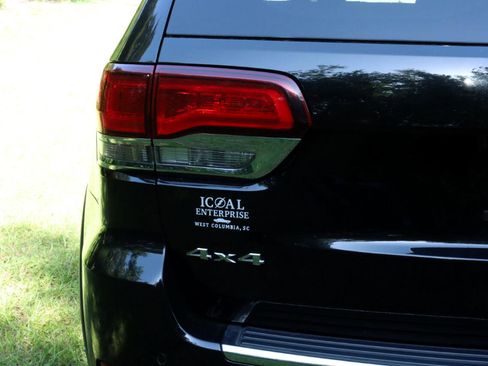 Used 2021 Jeep Grand Cherokee Limited image 22