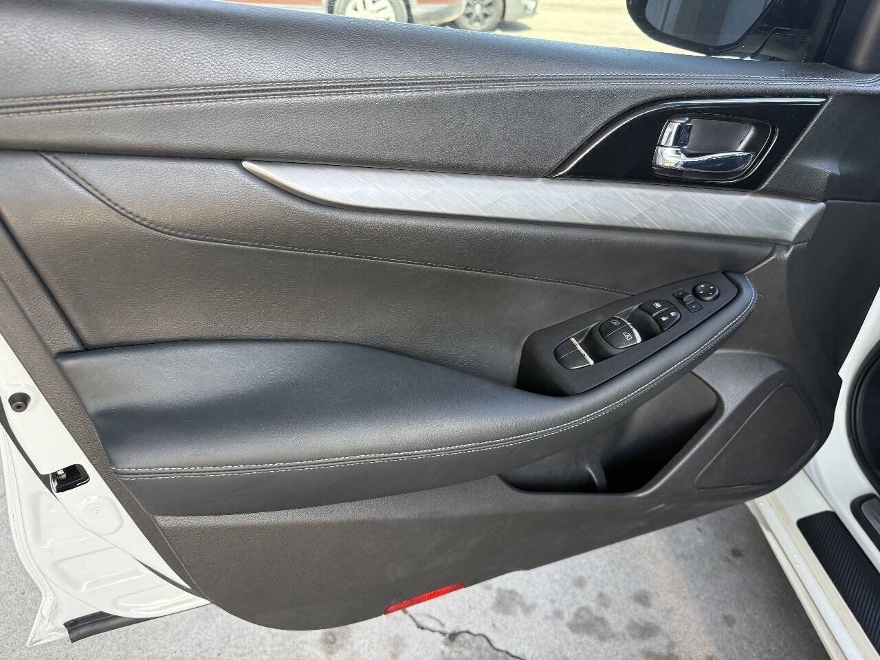 Used 2017 Nissan Maxima 3.5 SV FWD image 13