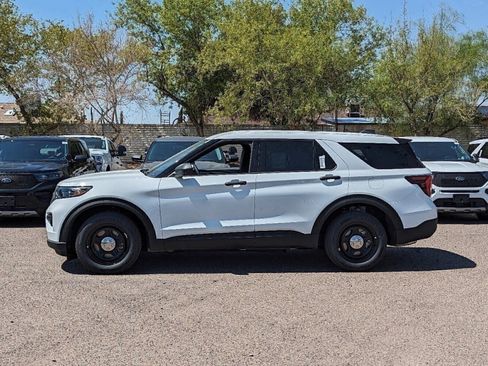 New 2025 Ford Explorer 4WD Police Interceptor image 2
