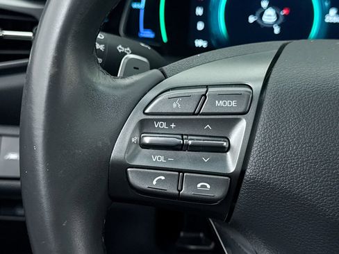 Used 2021 Hyundai Ioniq Limited image 22