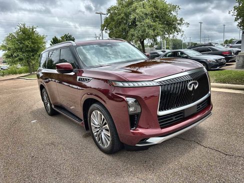 Used 2025 INFINITI QX80 Sensory w/ Premium Cargo Package AWD/4WD image 11