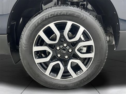 Used 2022 Ford Maverick Lariat w/ Equipment Group 500A Standard image 21