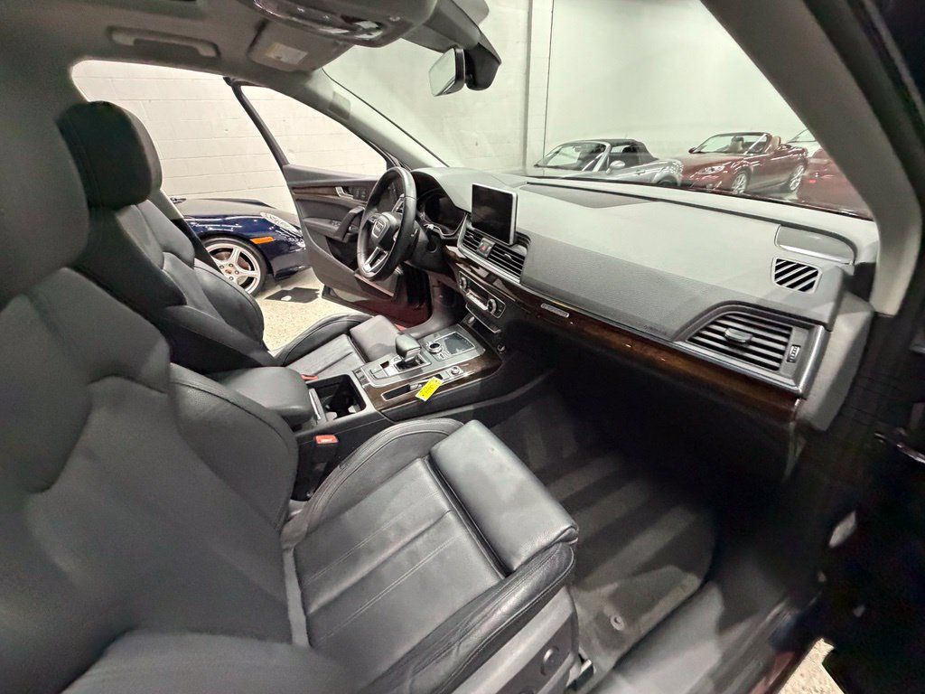 Used 2019 Audi Q5 Prestige w/ Prestige Package AWD/4WD image 30