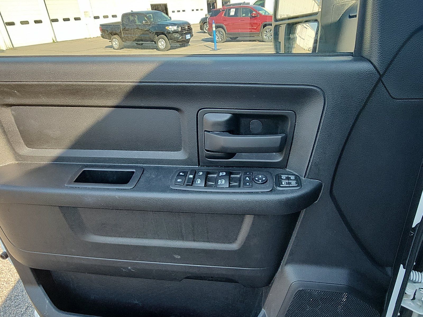 Used 2023 RAM 3500 Tradesman AWD/4WD image 15