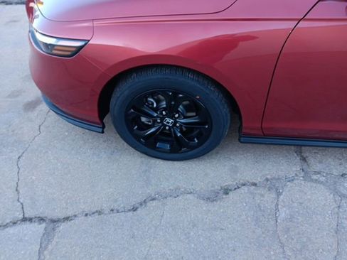 New 2025 Honda Accord SE image 32