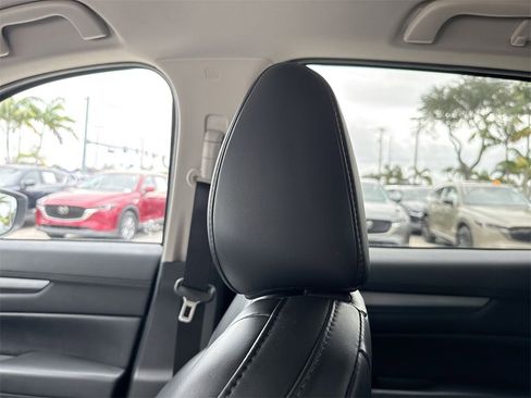 Used 2020 MAZDA CX-5 Touring image 17