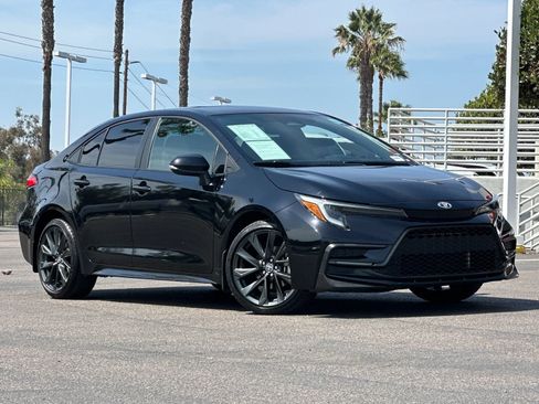 Used 2024 Toyota Corolla SE FWD image 8