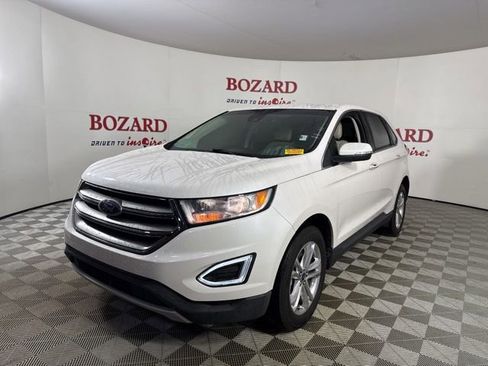 Used 2018 Ford Edge Titanium w/ Ford Safe & Smart Package image 2