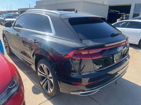 Used 2019 Audi Q8 Prestige AWD/4WD image 3