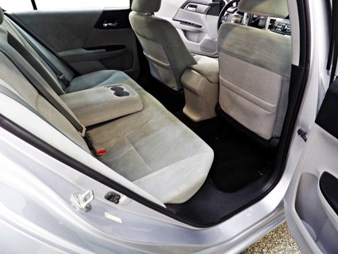 Used 2013 Honda Accord LX image 11