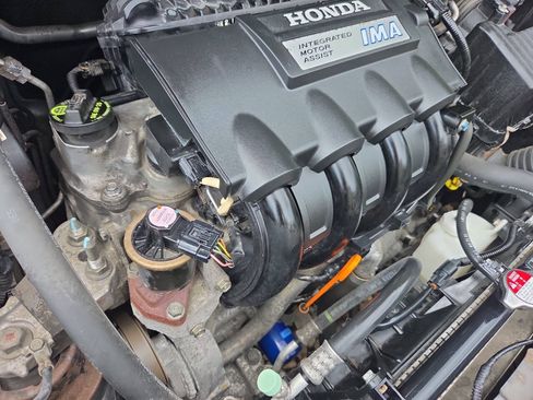 Used 2010 Honda Insight EX image 10