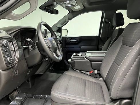 Used 2023 Chevrolet Silverado 1500 Custom image 18
