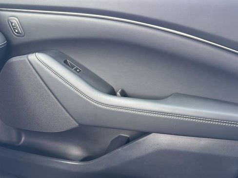 Used 2025 Ford Mustang Mach-E Select image 24