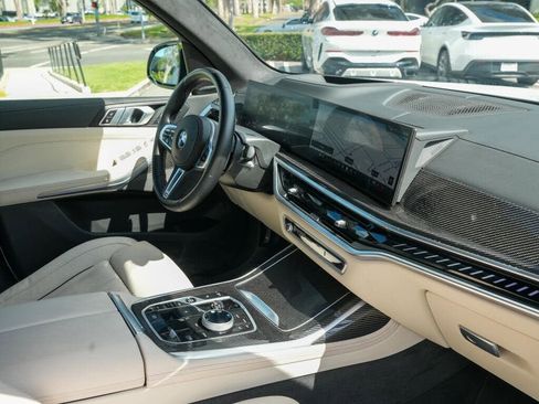 Used 2024 BMW X7 M60i w/ Executive Package AWD/4WD image 5