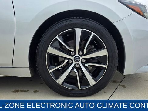 Used 2023 Nissan Maxima SV w/ Floor Mat Group image 13