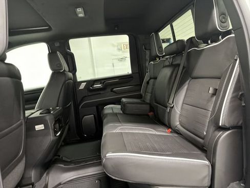 New 2026 GMC Sierra 2500 AT4X w/ LPO, Black Badging Package AWD/4WD image 16