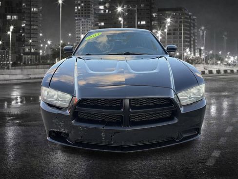 Used 2013 Dodge Charger SE image 10