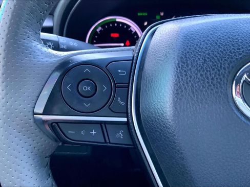 Used 2019 Toyota Avalon Limited FWD image 23