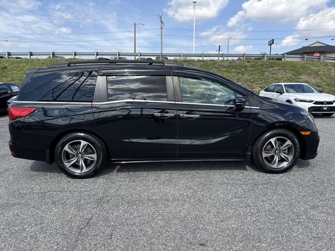 Used 2018 Honda Odyssey Touring image 11