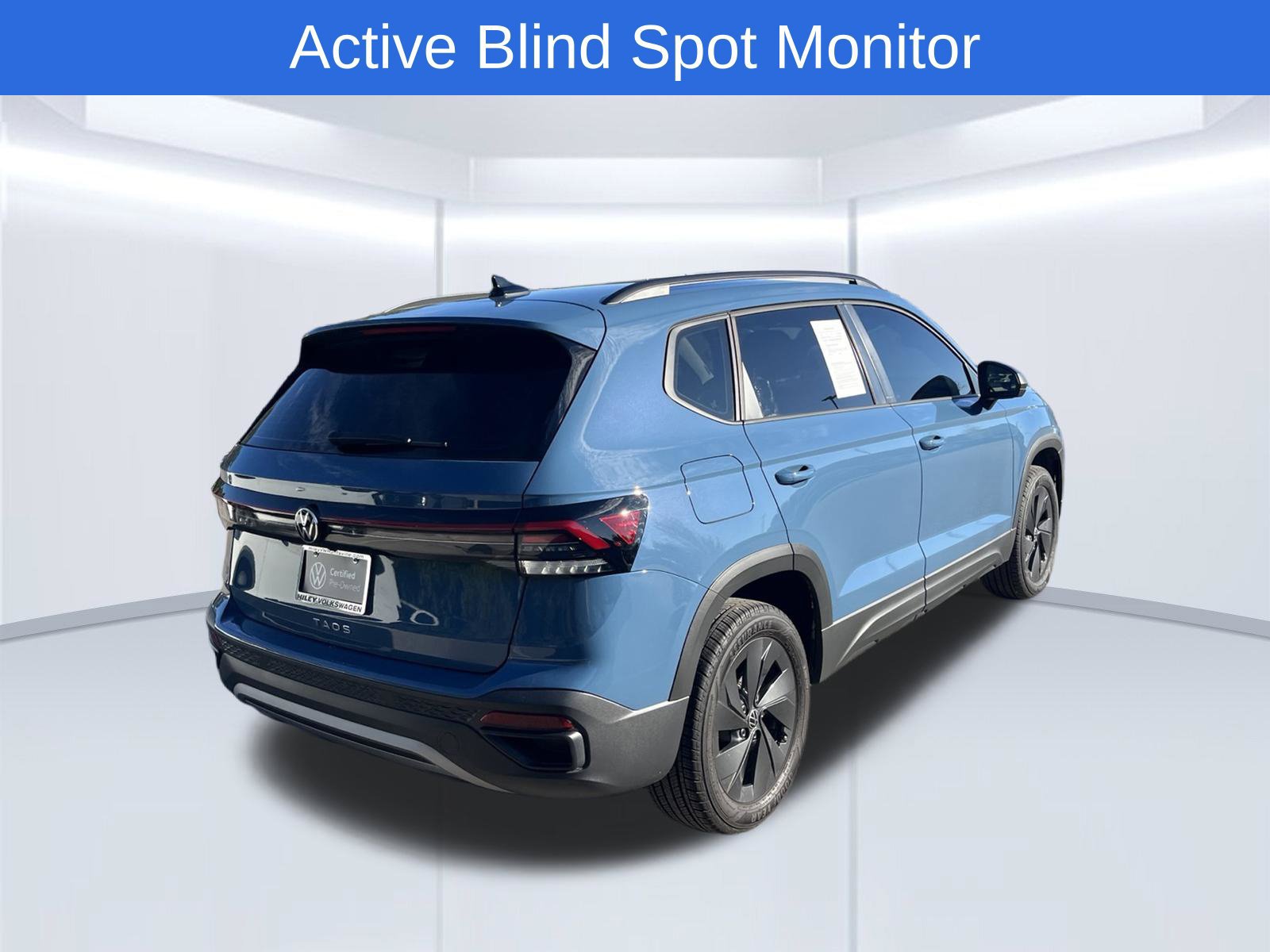 Certified 2025 Volkswagen Taos S FWD image 5
