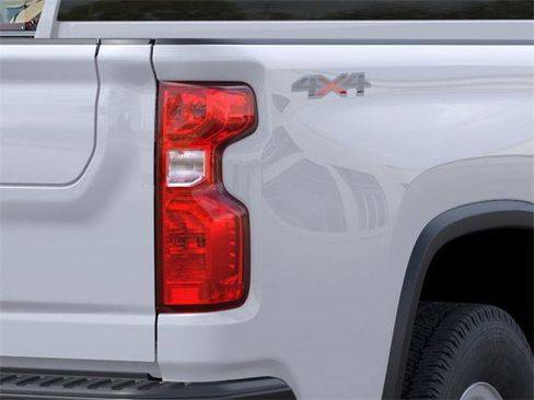 New 2025 Chevrolet Silverado 2500 W/T image 11