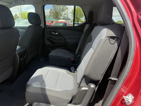 Used 2018 Chevrolet Traverse LT AWD/4WD image 12