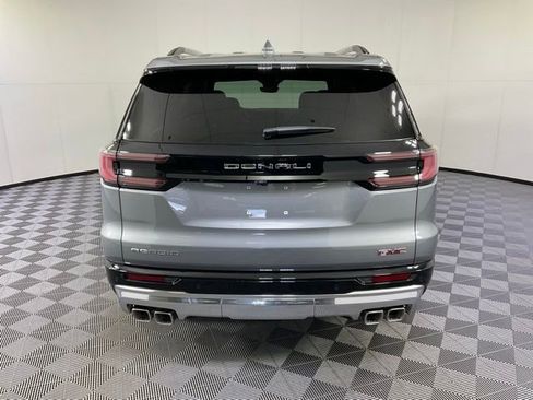 New 2026 GMC Acadia Denali w/ Super Cruise Package image 5