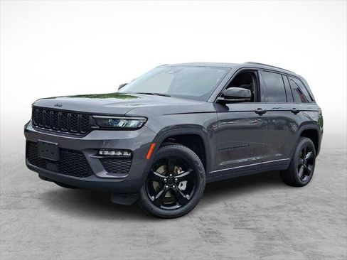 Certified 2024 Jeep Grand Cherokee Limited w/ Black Appearance Package AWD/4WD image 1