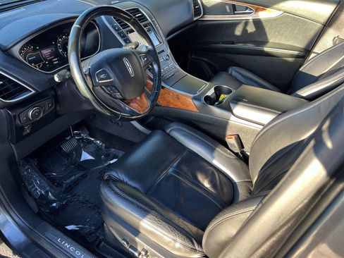 Used 2017 Lincoln MKX Reserve w/ Driver Assistance Package image 15