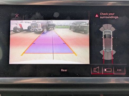 Used 2021 Audi Q3 2.0T Premium Plus w/ Premium Plus Package image 10