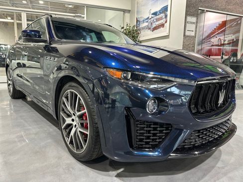 Used 2019 Maserati Levante S GranSport AWD/4WD image 23