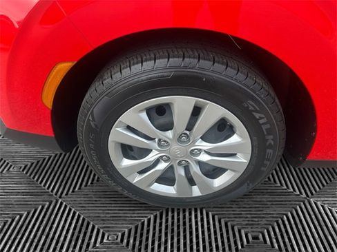 Used 2021 Kia Soul LX image 14