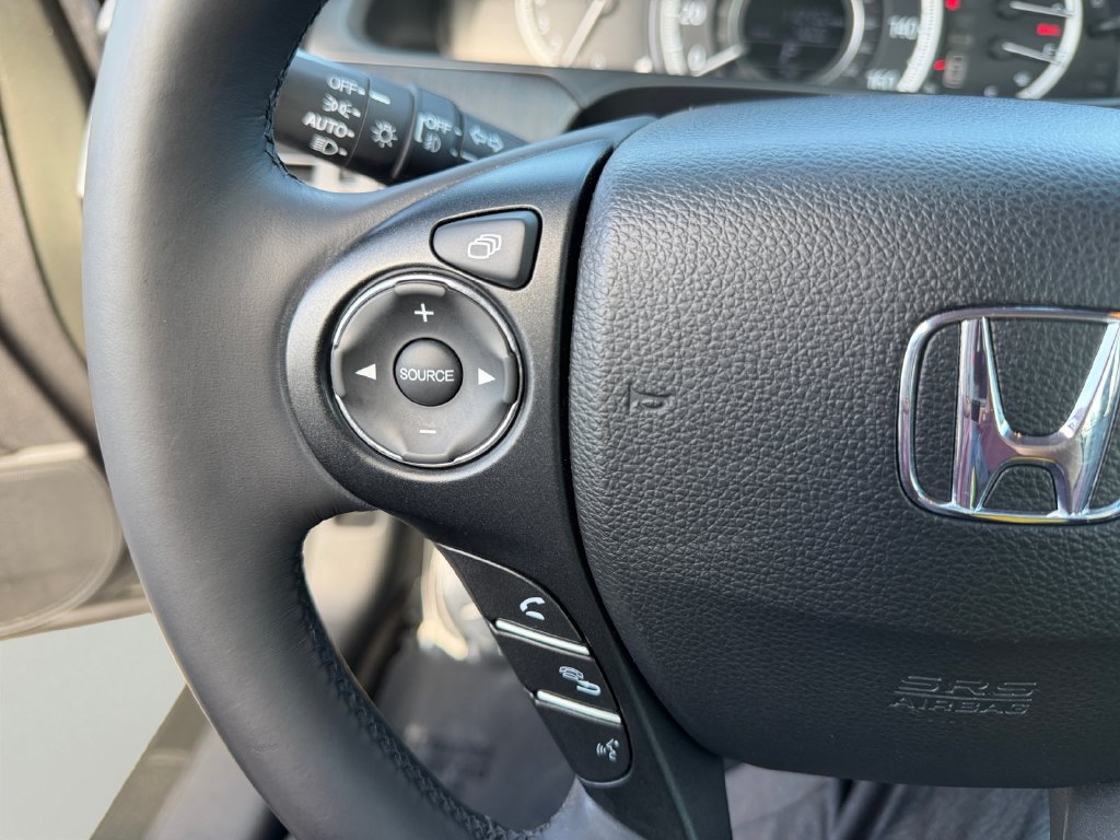 Used 2013 Honda Accord EX-L image 19