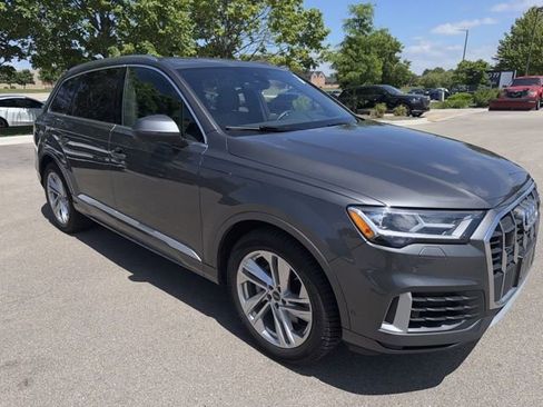 Used 2022 Audi Q7 3.0T Prestige AWD/4WD image 2