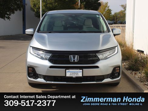 New 2026 Honda Odyssey Elite image 4