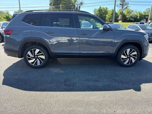 New 2026 Volkswagen Atlas SE AWD/4WD image 1