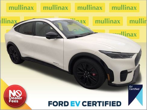 Used 2025 Ford Mustang Mach-E Premium w/ Sport Appearance Package image 1