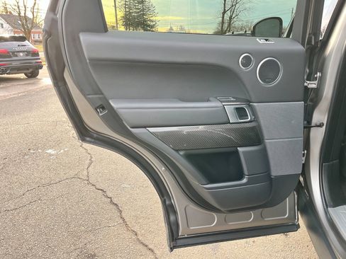 Used 2020 Land Rover Range Rover Sport HST image 45