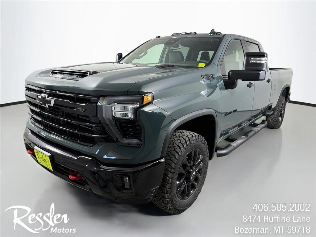 New 2026 Chevrolet Silverado 3500 LT AWD/4WD image 1