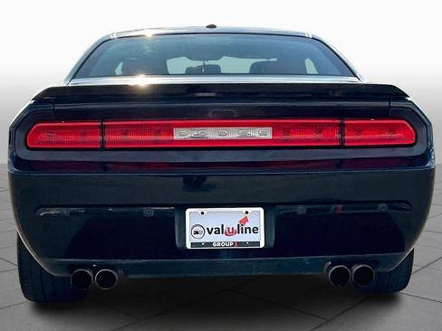 Used 2013 Dodge Challenger R/T image 4